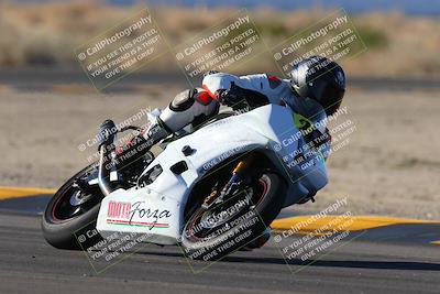 media/Oct-29-2022-CVMA (Sat) [[14c0aa3b66]]/Race 9 Amateur Supersport Middleweight/